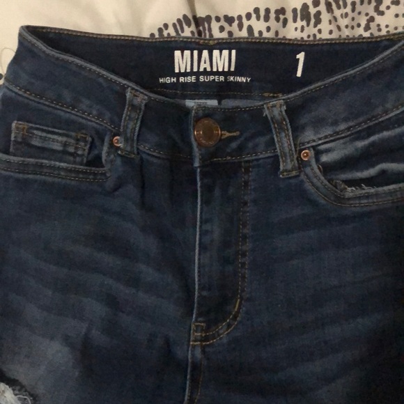MIAMI | Distressed | High Waist | Skinny | Size 1 - Picture 1 of 4